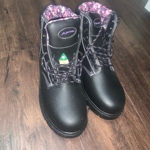 Women’s Certified Work Boots Size 9.5